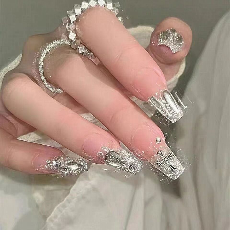 Nail art patches, beautiful and fashionable nail patches, finger decorations, cosmetics and decorative products, wearable -3pcs VXN Beauty