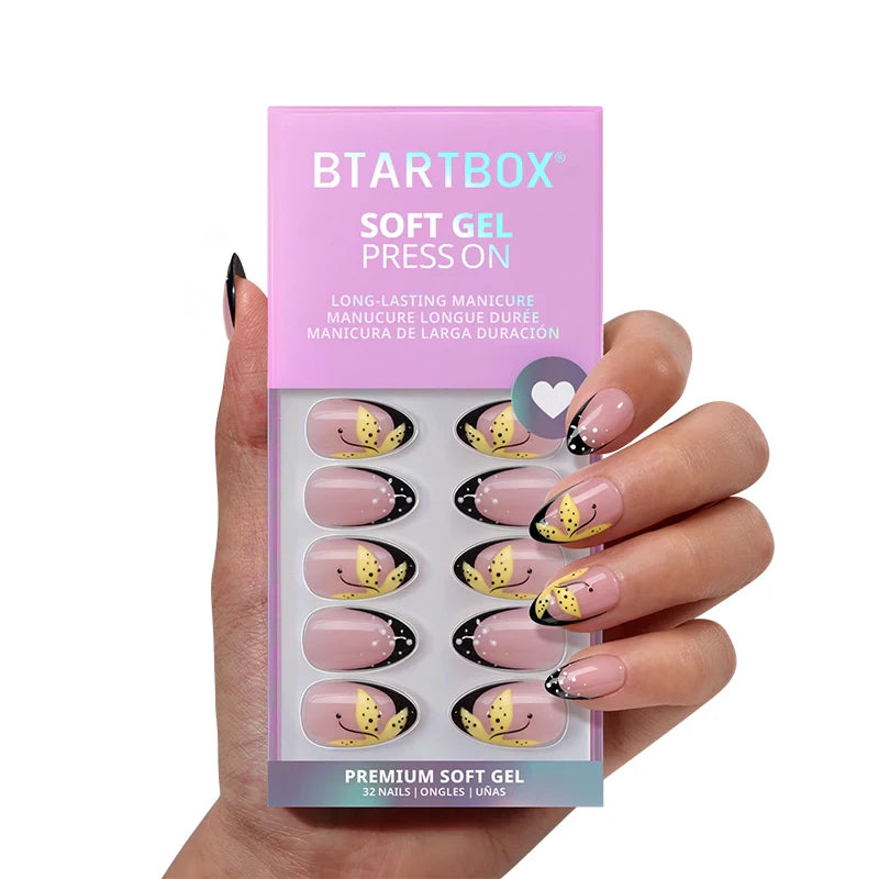 Weekend Ready Almond Nails - Press On Nails