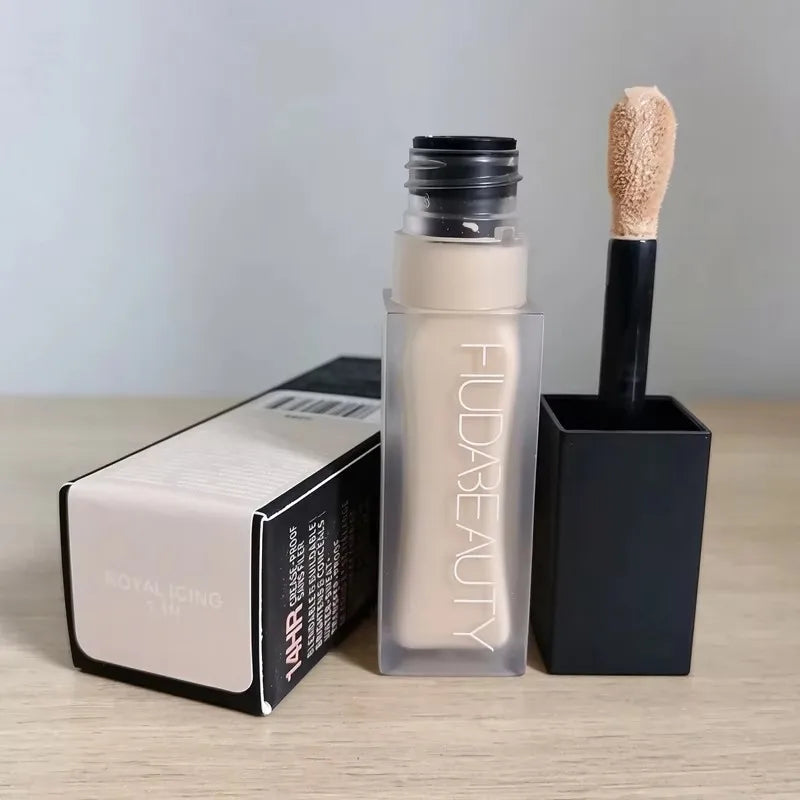 Huda Beauty Oil Control Matte Liquid Foundation High Concealer Cream Quality Concealer Cream VXN Beauty
