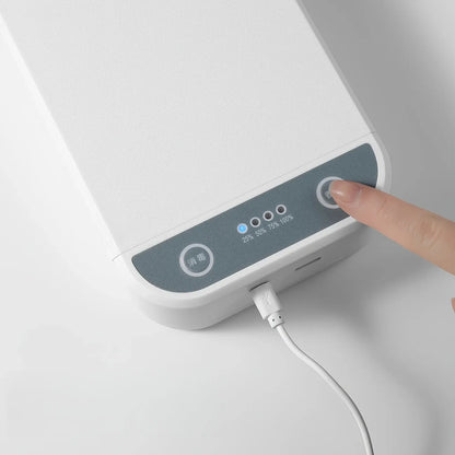 Portable Nail Disinfection Box, USB powered. Built‑in UV fast sterilization, suitable for nail and tattoo tools, PVC/plastic material, the ideal hygiene assistant for salons and studios. VXN Beauty