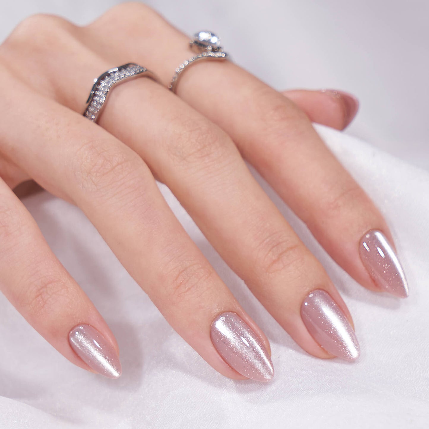 Falling Star Cat Eye Almond Nails - Soft Gel Press On
